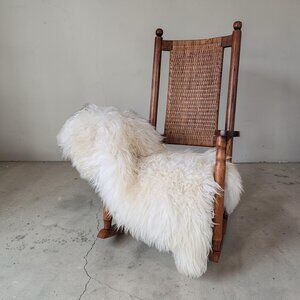 Icelandic Sheepskin - Natural Curly Fiber 46" x 32"